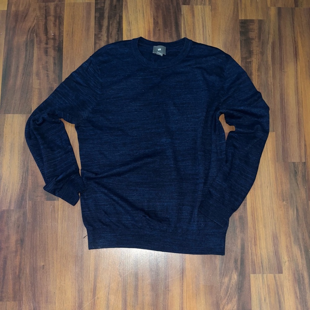 H&M Crew Neck